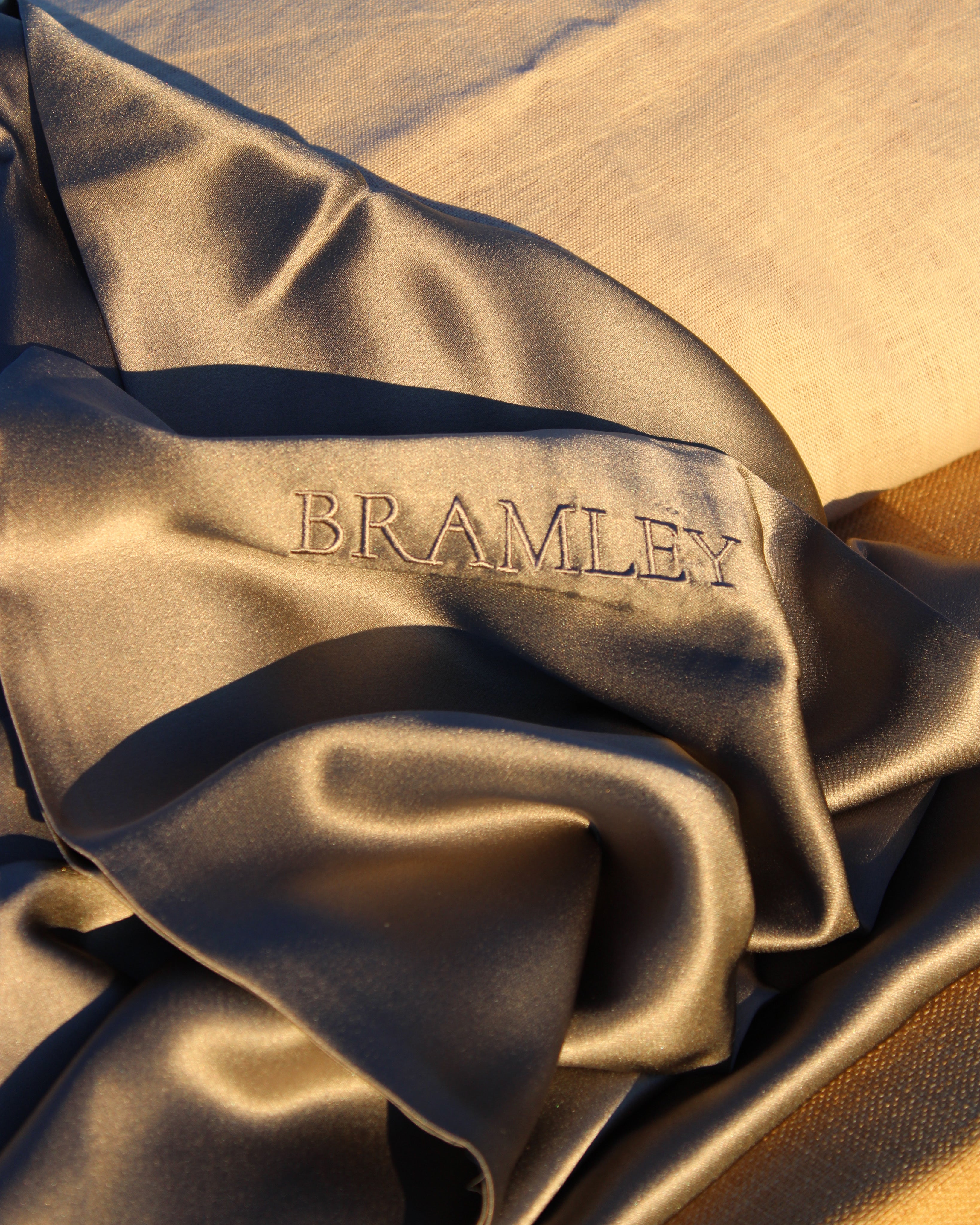 100% Mulburry Silk Pillowcase